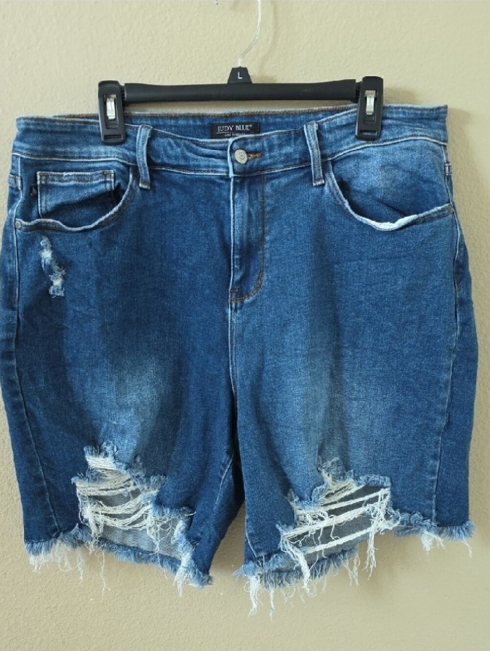 Judy Blue Womens Plus Size Distressed Cutoff Denim Shorts - Size 3X